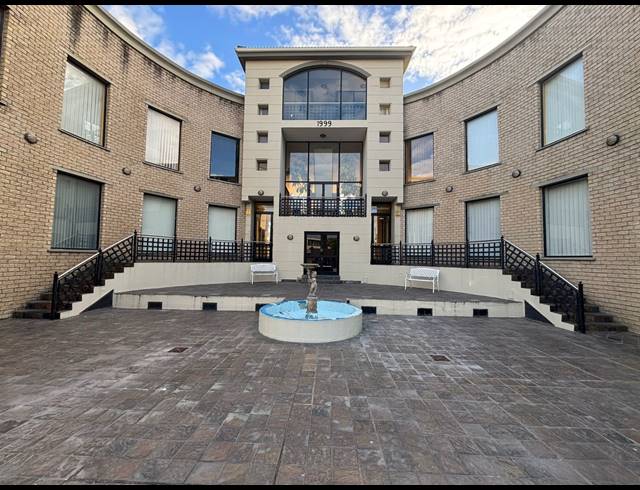 189M² OFFICE TO LET IN TYGER VALLEY